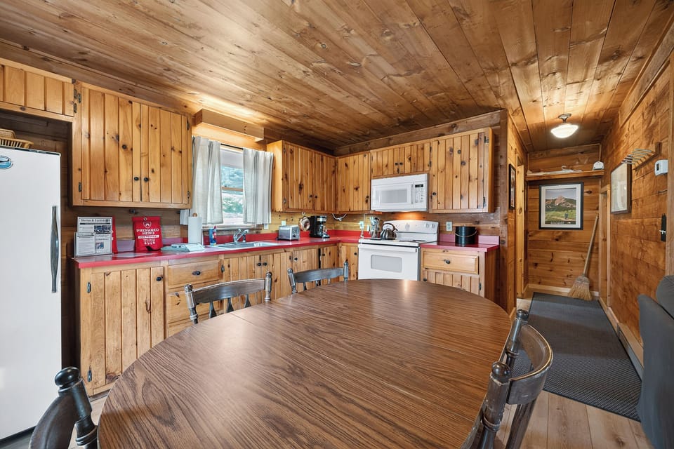 Kitchen and dining table