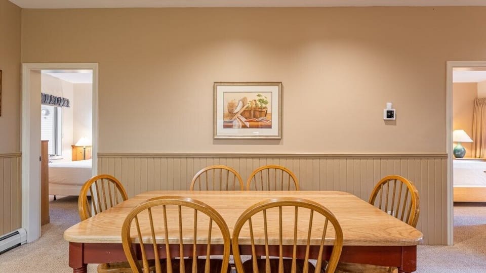 12_ClubWyndhamSmugglersNotchVermont_dining_4