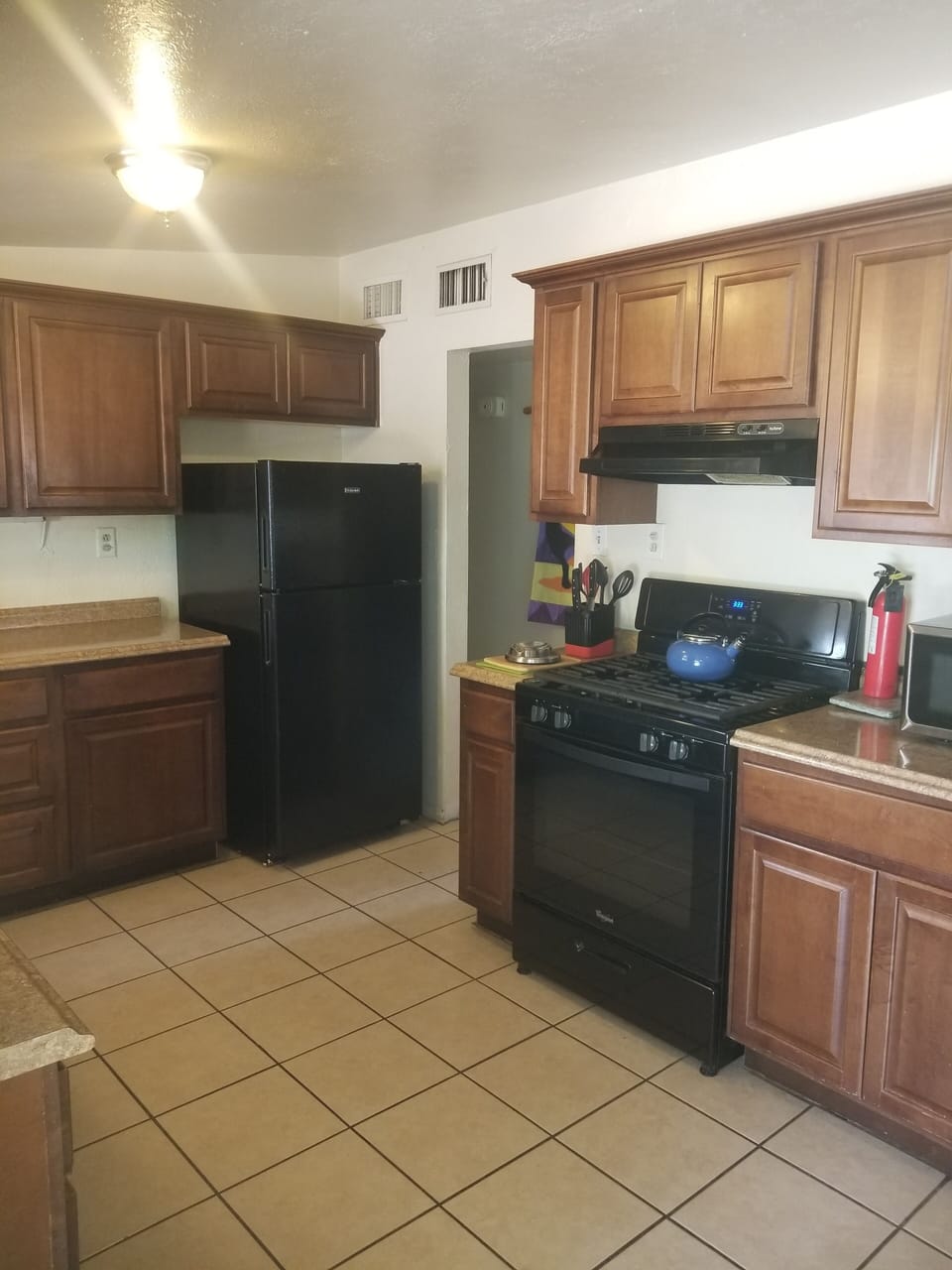New Appliances in nice size kitchen . Easy to make meals 