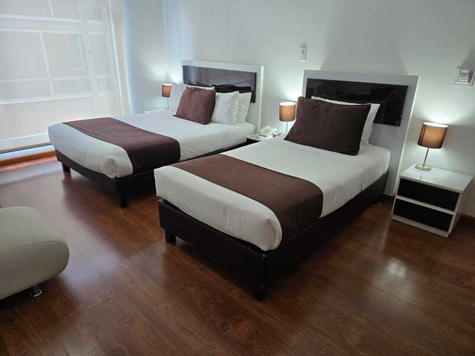 Standard Room, 2 Twin Beds | Down comforters, minibar, in-room safe, desk