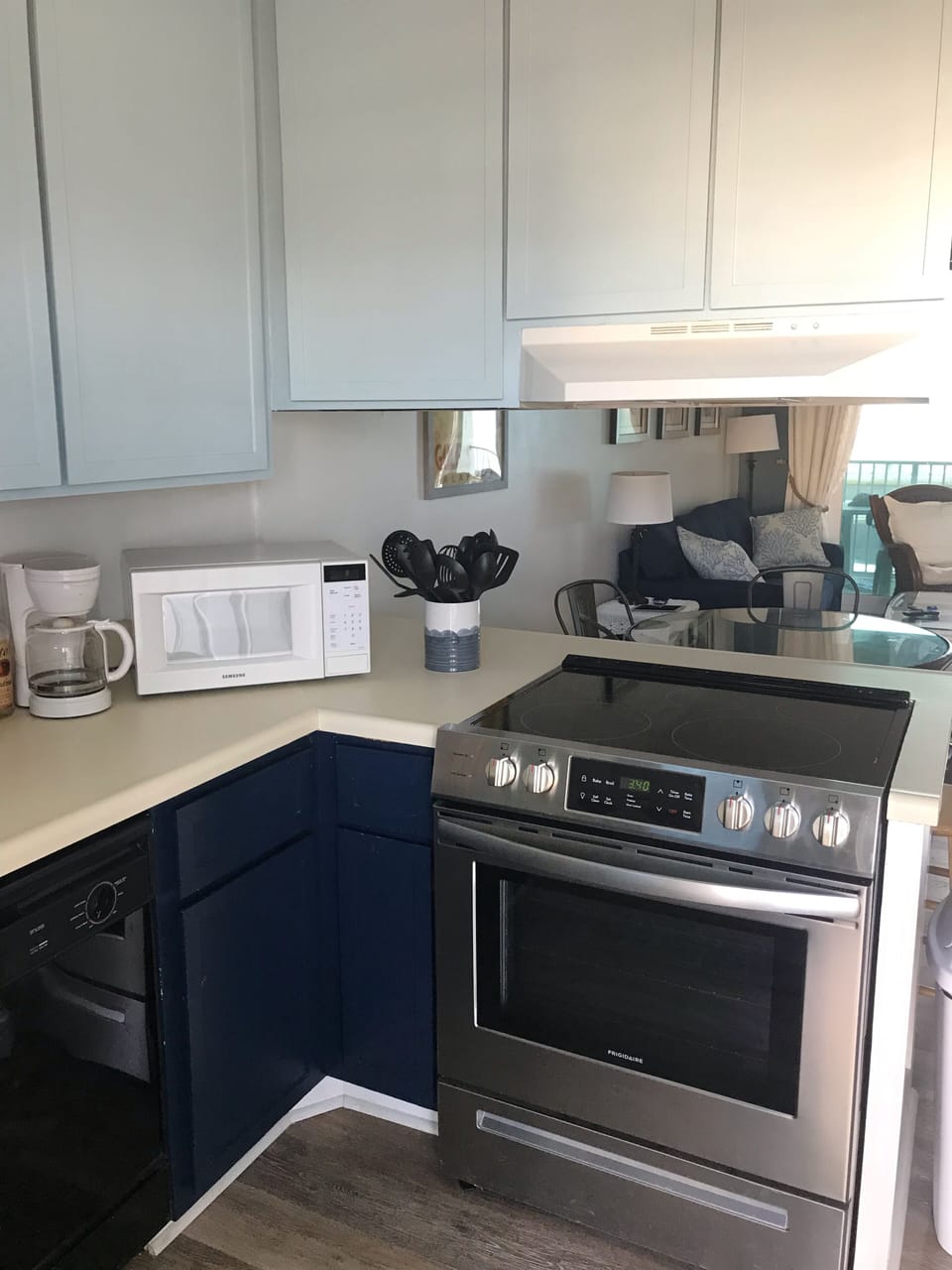Kitchen with new oven/range
