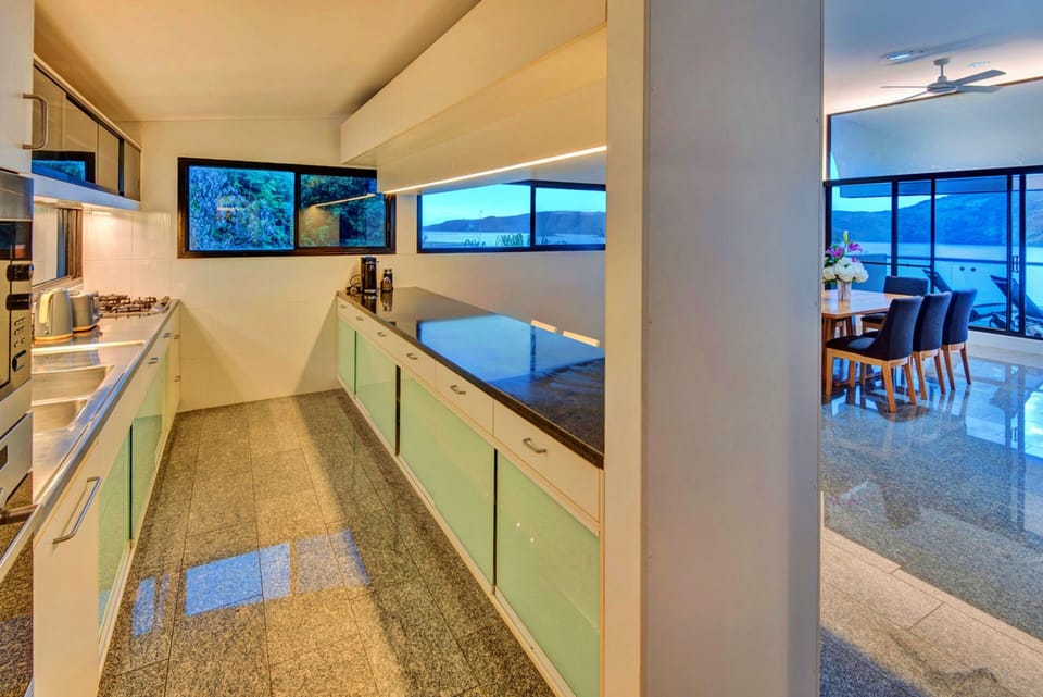 Apartment, 3 Bedroom | Private kitchen | Fridge, microwave, stovetop, dishwasher
