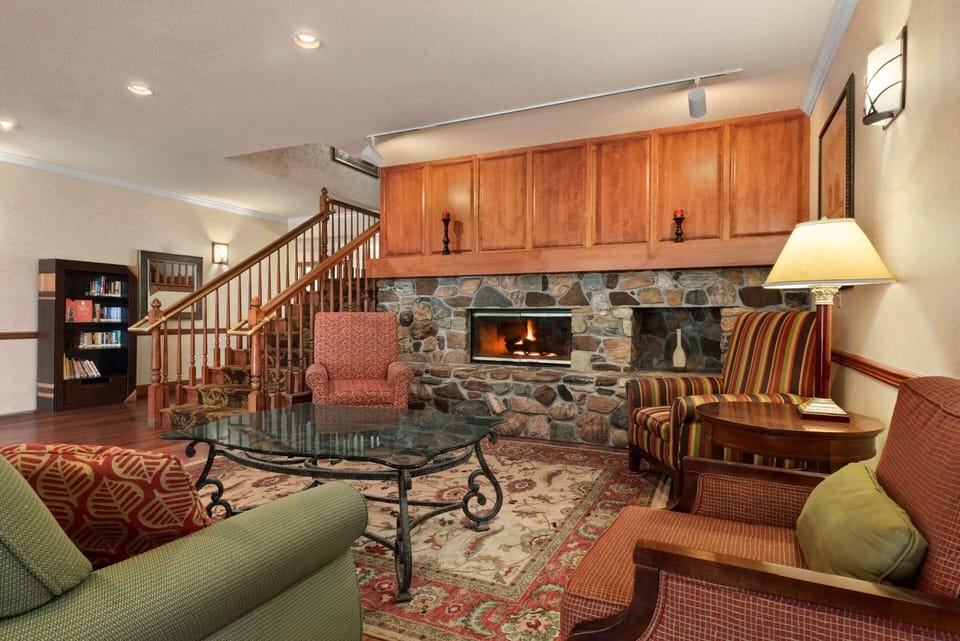 Country Inn & Suites by Radisson, Stevens Point, WI Hotel in Stevens Point