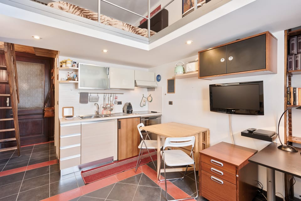 Duplex | Television