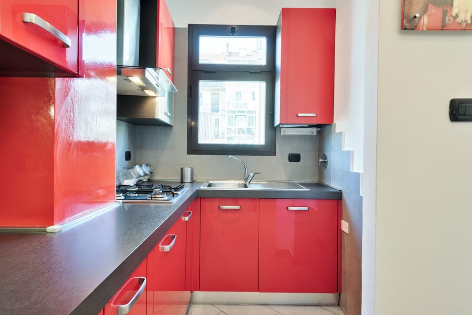 Apartment, 2 Bedrooms | Private kitchen | Full-size fridge, microwave, oven, stovetop