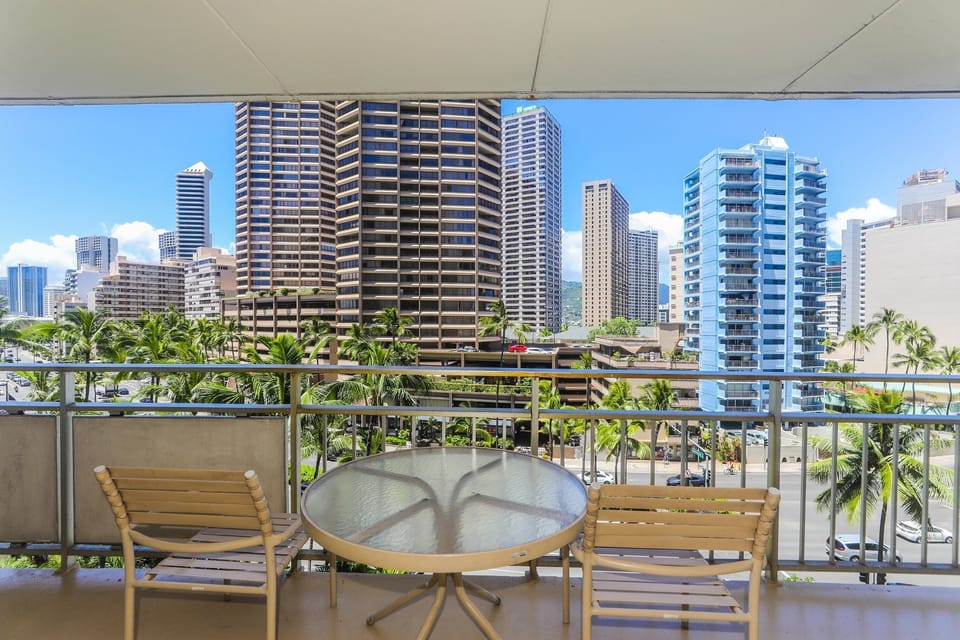 Condo, 2 Bedrooms | Property grounds