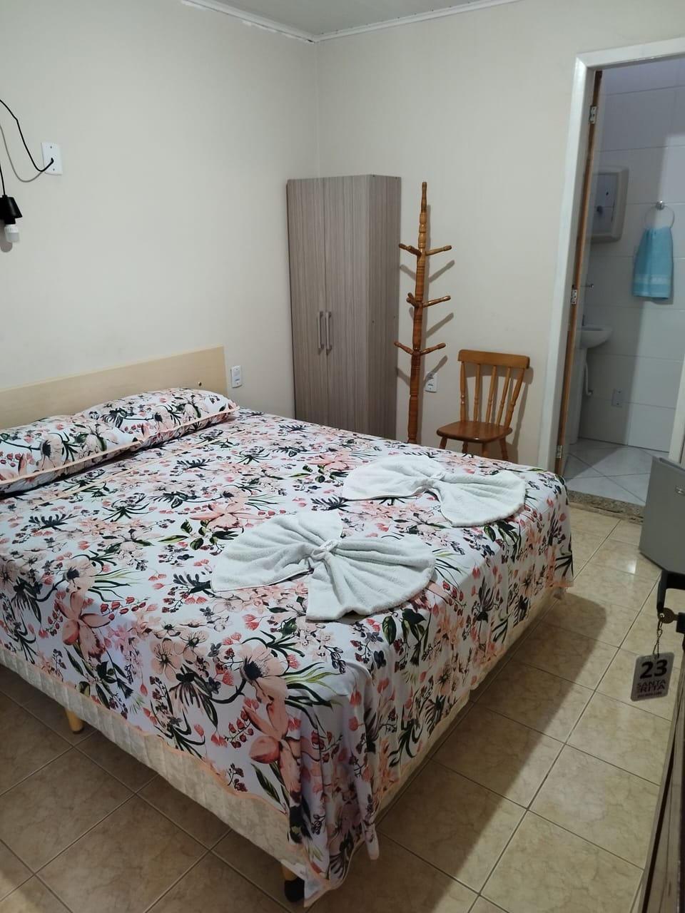 Comfort Double Room | Free WiFi, bed sheets