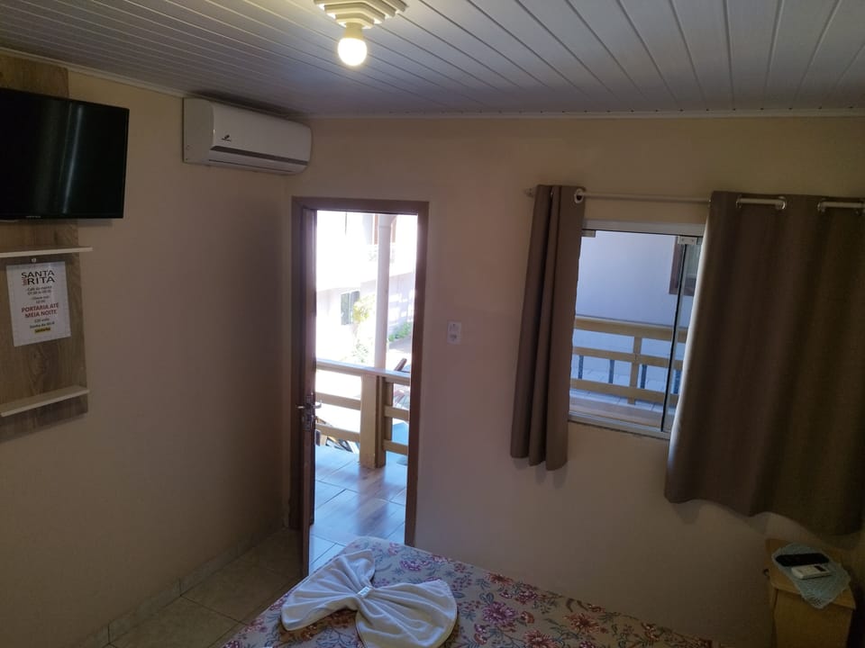 Comfort Double Room | Free WiFi, bed sheets