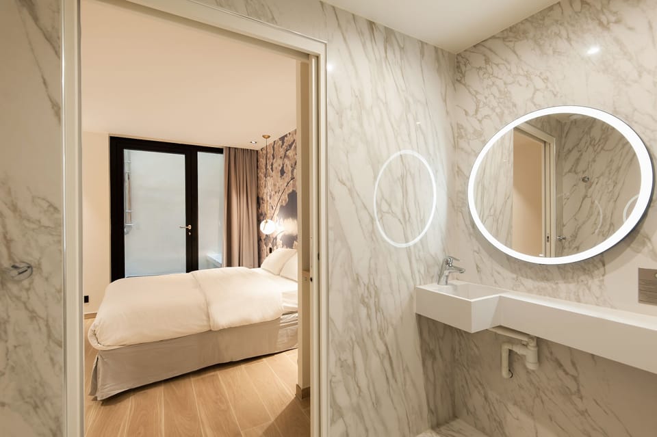 Classic Double Room, Accessible, Patio (001) | In-room safe, individually decorated, individually furnished, desk