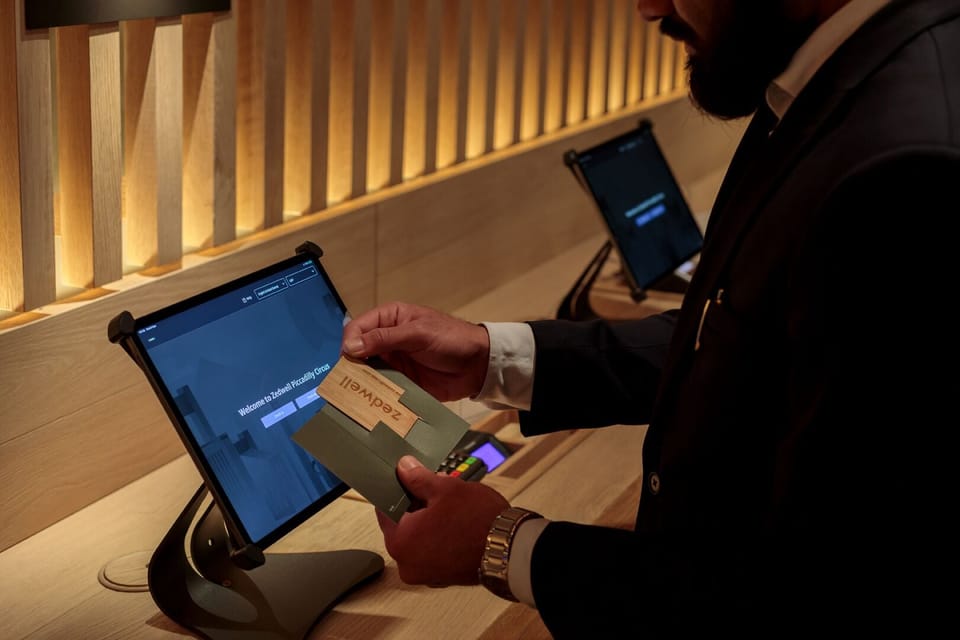 Check-in/check-out kiosk