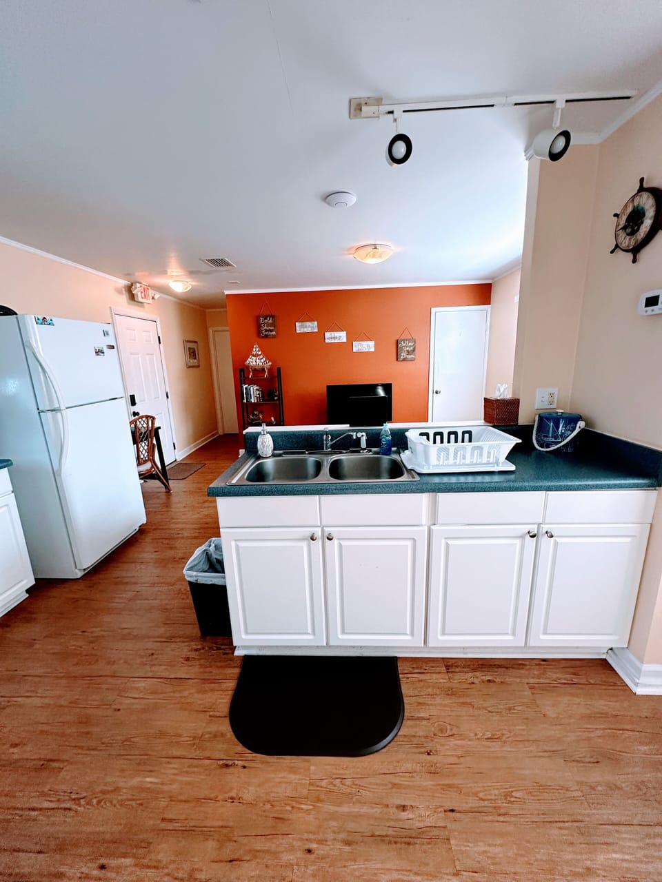 Open kitchen