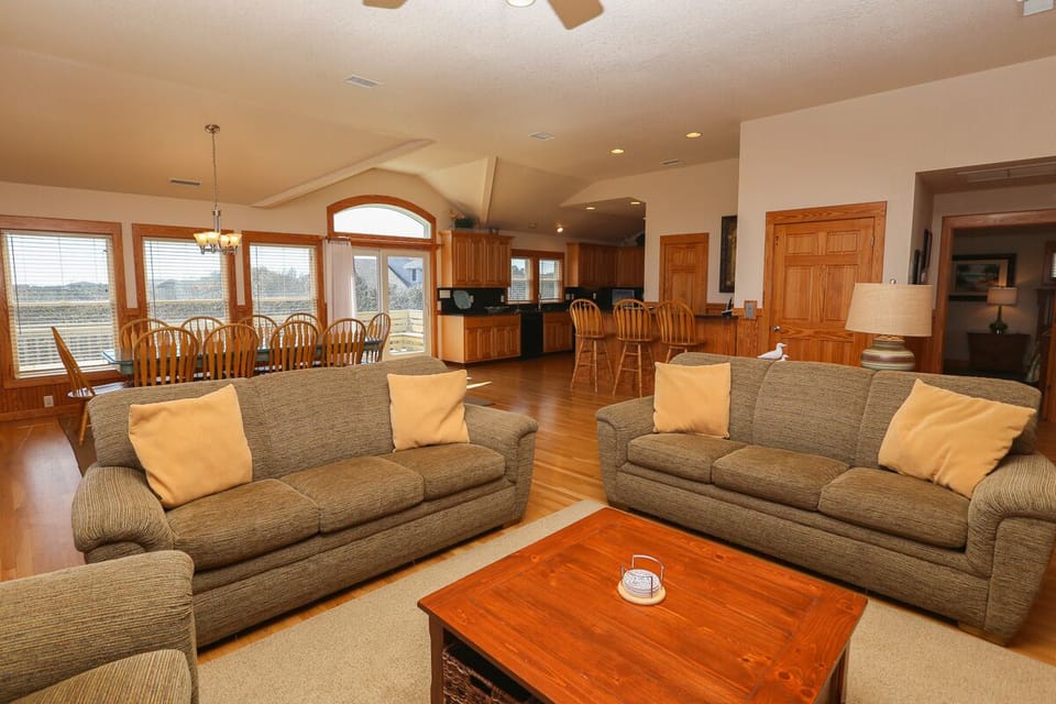 Great Room 2023