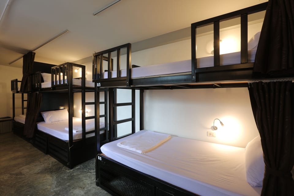 12-Bed Mixed Dormitory | Free WiFi, bed sheets