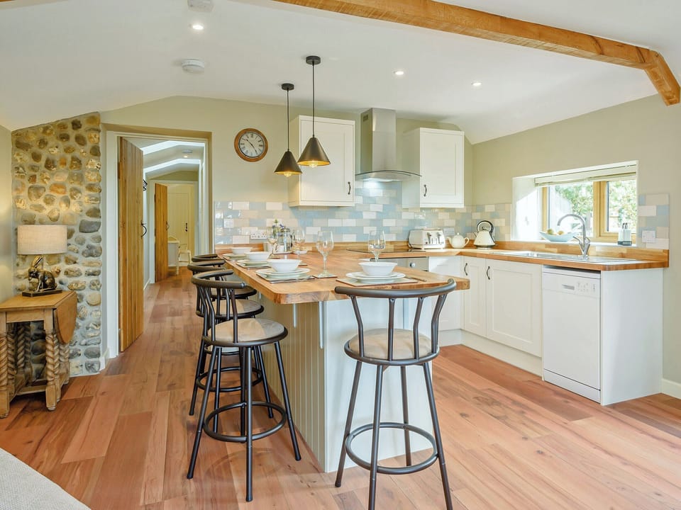 <strong>C</strong>ontemporary kitchen area | Stackyard Cottage, Skeyton, near North Walsham