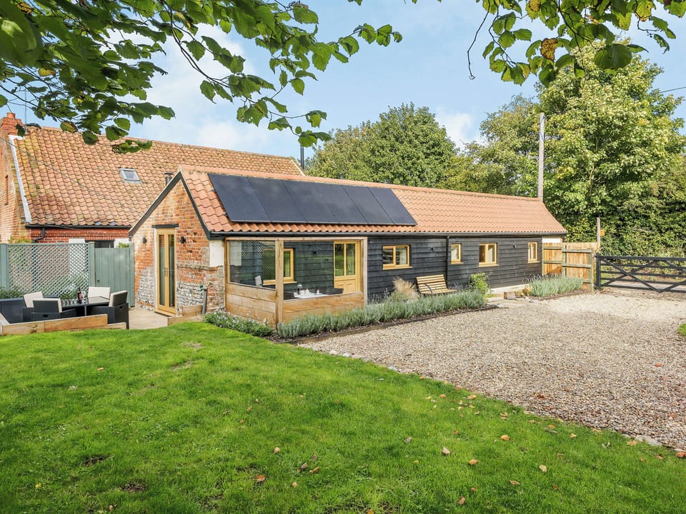 Delightful detached, single-storey barn conversion | Stackyard Cottage, Skeyton, near North Walsham