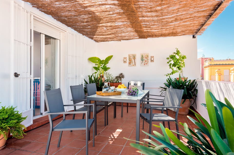 Apartment (3 Bedrooms) | Terrace/patio