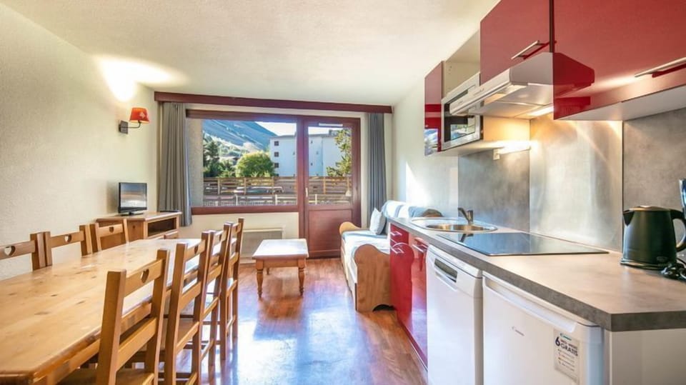 Prepare a small meal in your kitchenette.