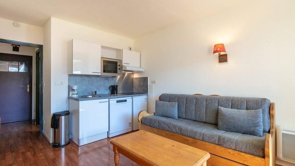 Prepare a small meal in your kitchenette.