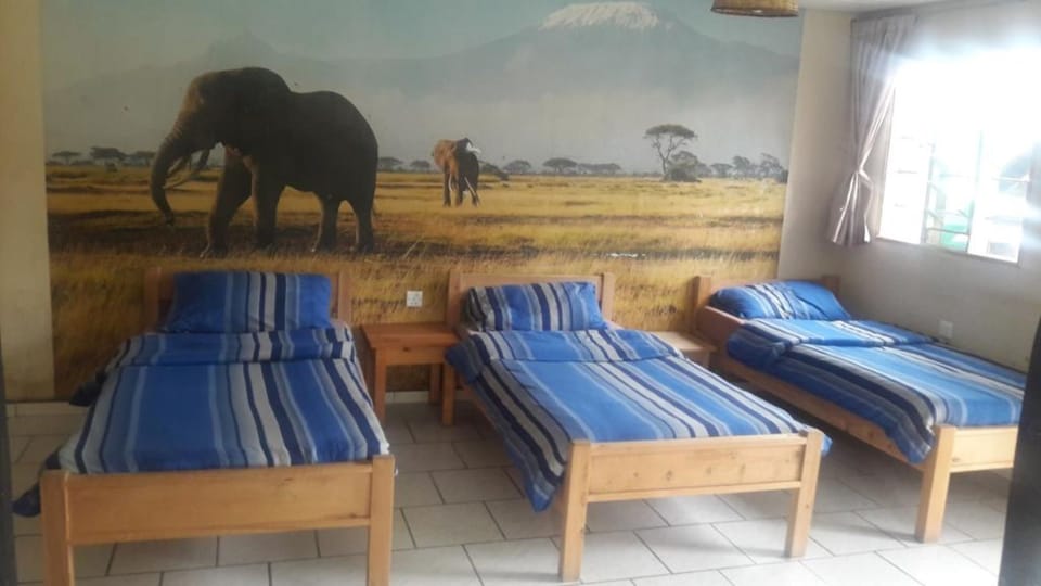 Standard Double Room | Desk, soundproofing, iron/ironing board, free WiFi