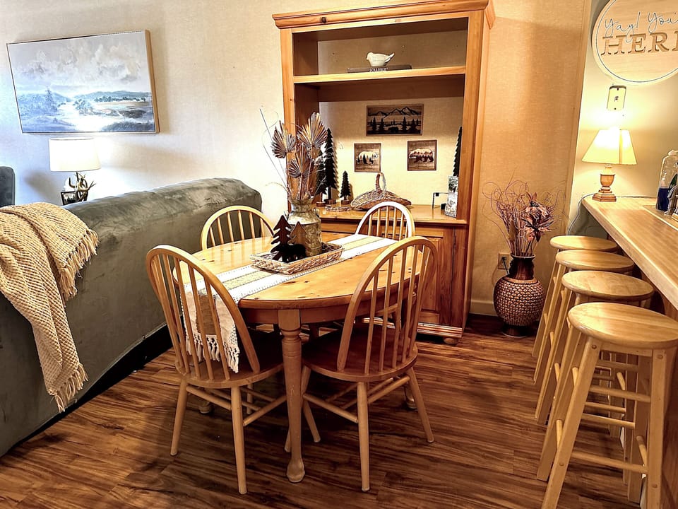 Dining Room Area