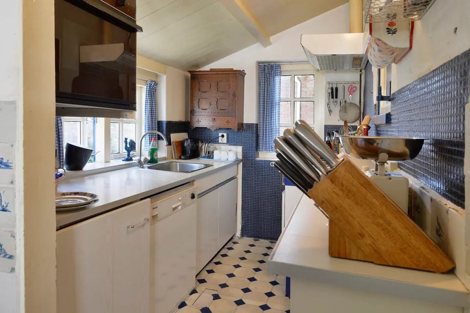 fully functional kitchen with everything you need