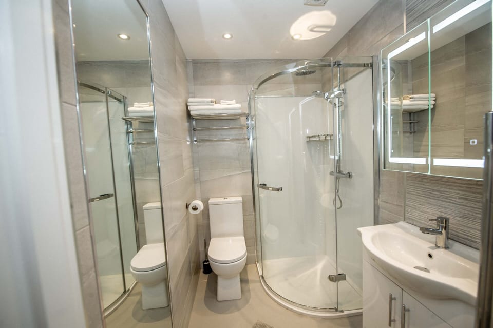 Deluxe Suite, Ensuite | Bathroom