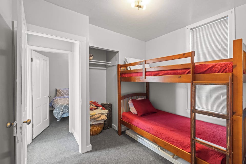★ "kids especially loved the bunk beds" — Jonathan, Jul '25