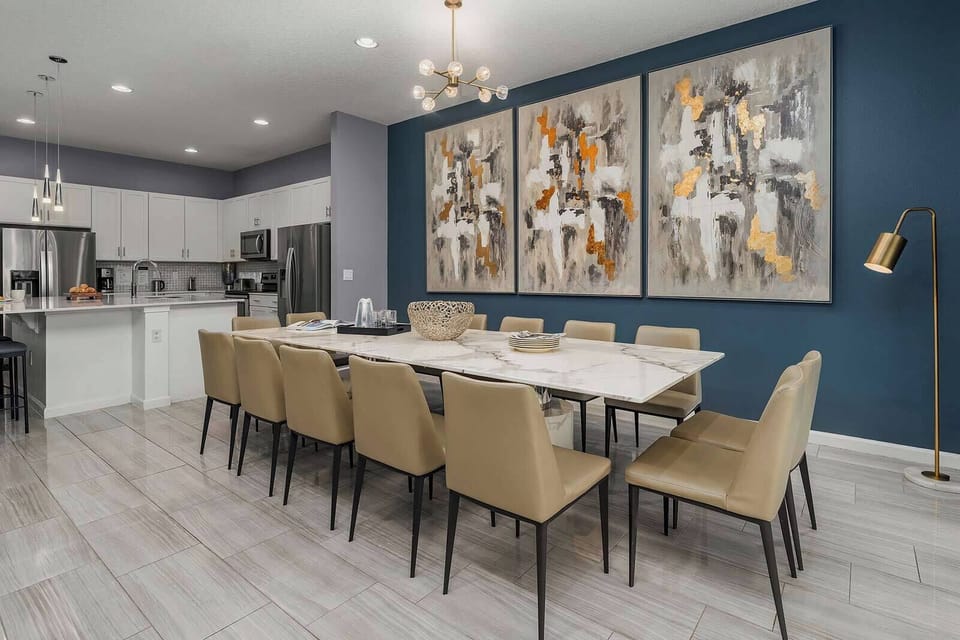 Dining Room *Highlight*