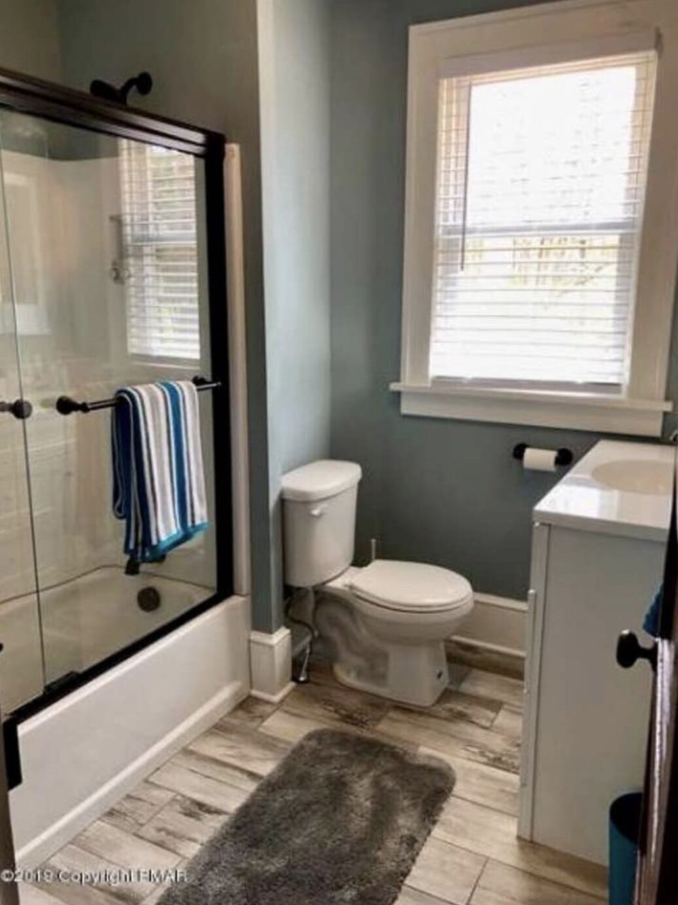 Master Suite, with office desk