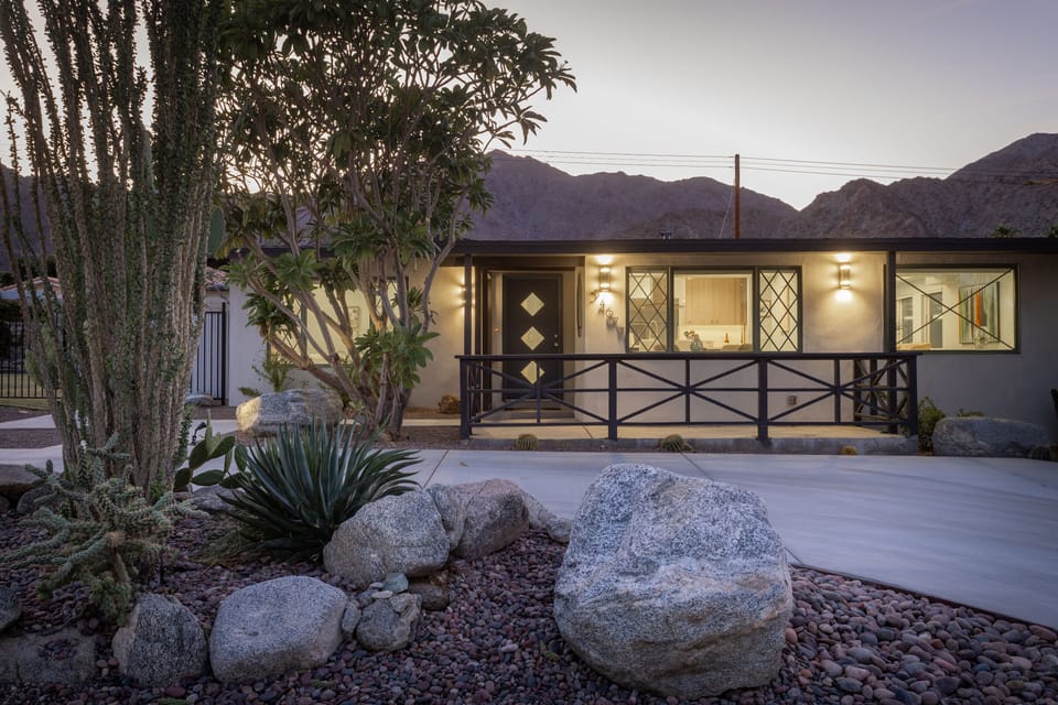 Spectacular Desert Twighlight