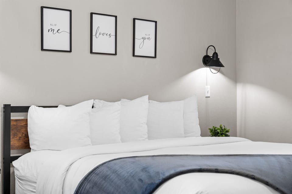 Main Level Bedroom 2