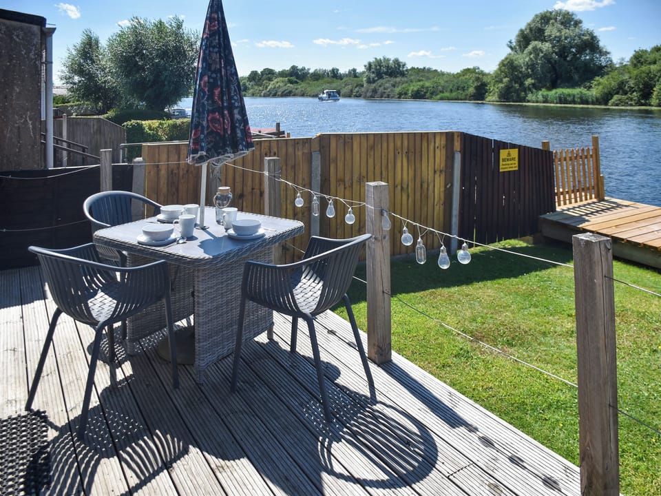 Decking | Pintail, Brundall, near Norwich