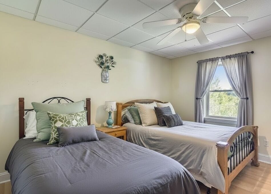 Apartment bedroom- Queen bed & Single bed.