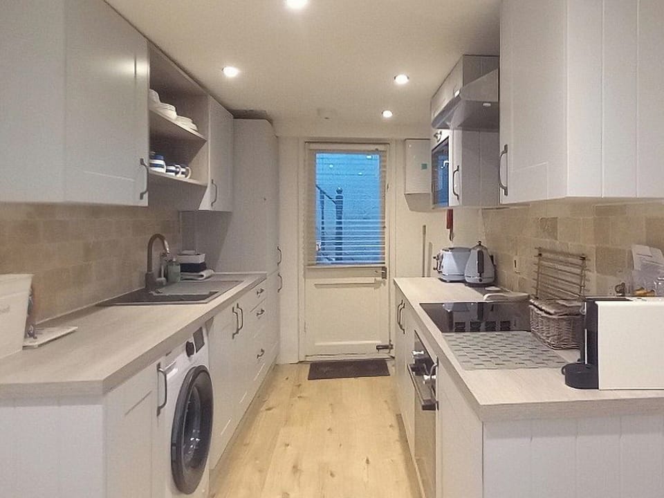 Kitchen | Below Deck, Fowey