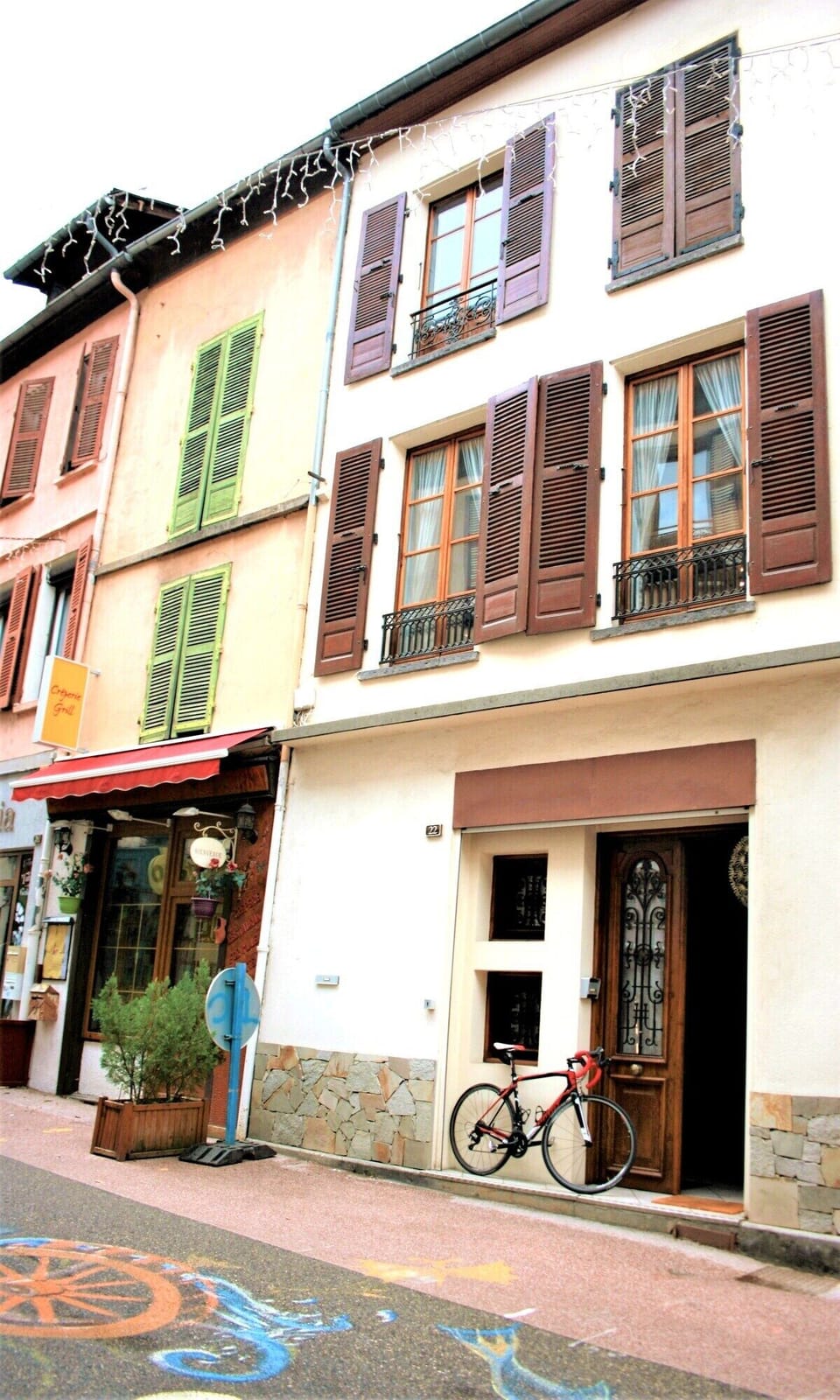 The central location in Bourg d'Oisans is superb for self catering holidays