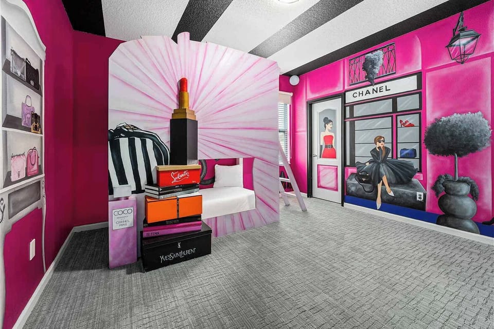 Fashionista *Theme Room* 2 on Second Floor