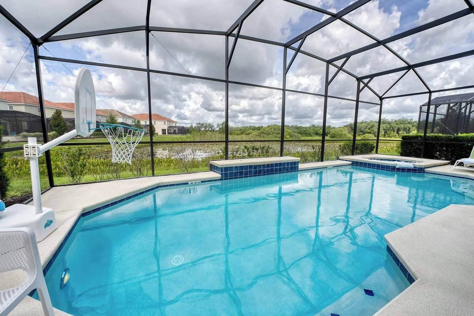 Private Pool & Patio