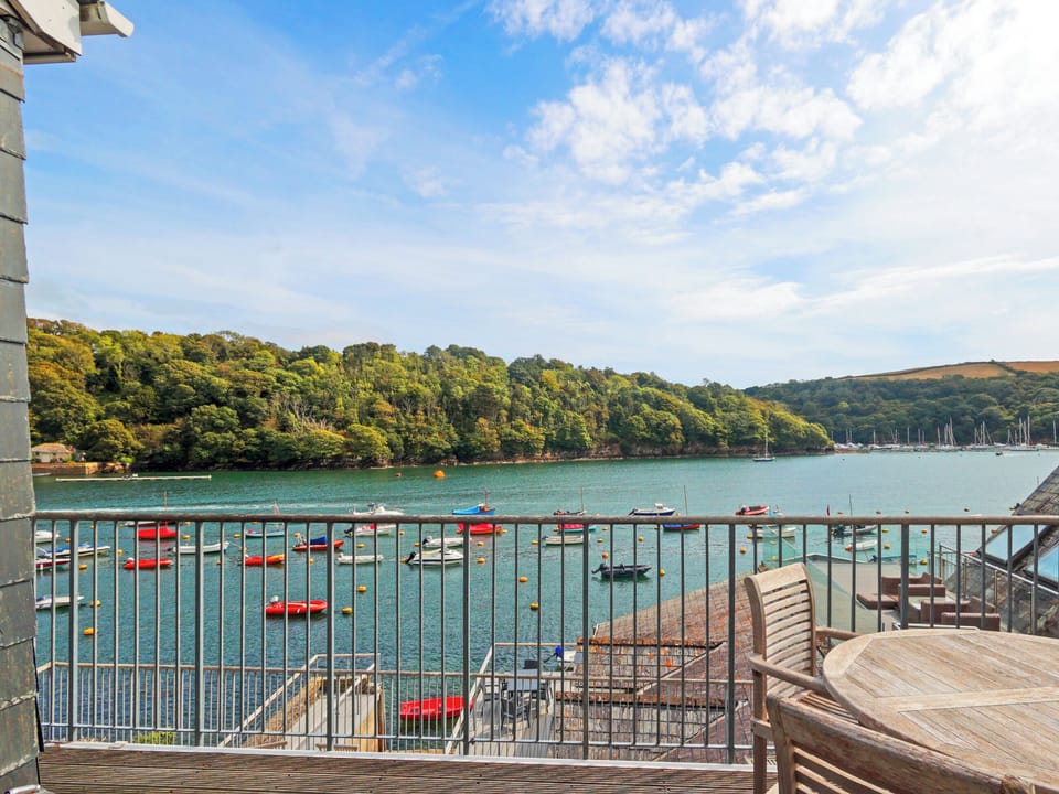 Superb river views | Middle Deck, Fowey