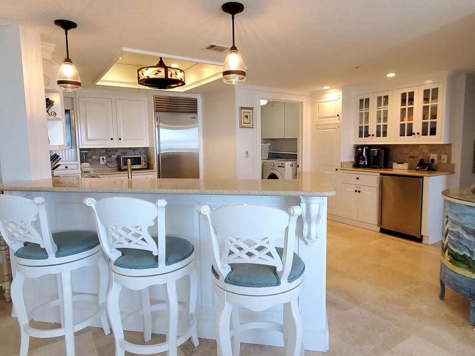 Kitchen at 2518 Windsor II