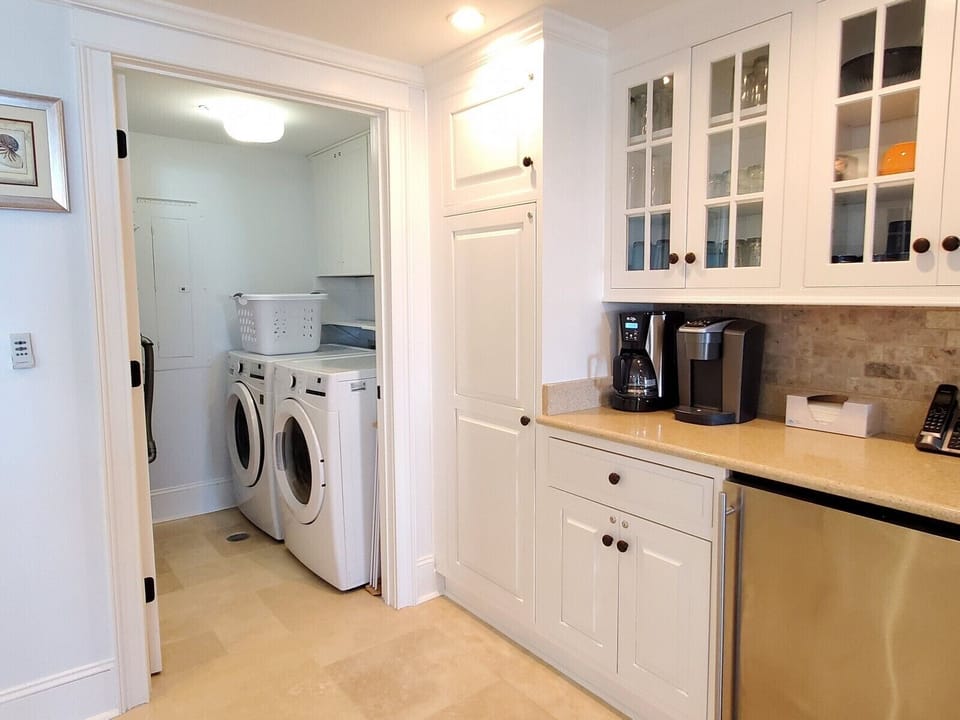 Kitchen at 2518 Windsor II