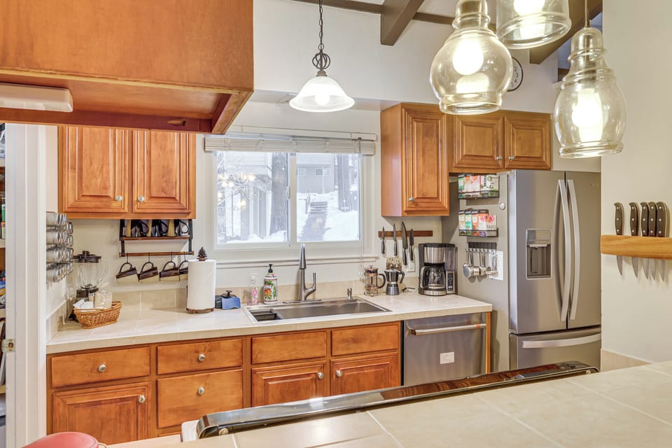 Kitchen | Bar Seating | Cooking Basics | In-Unit Laundry
