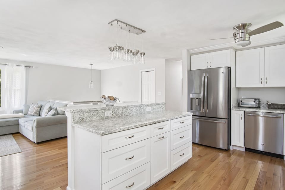Top Floor: Open Floor Plan
