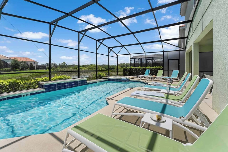 Private Pool & Patio