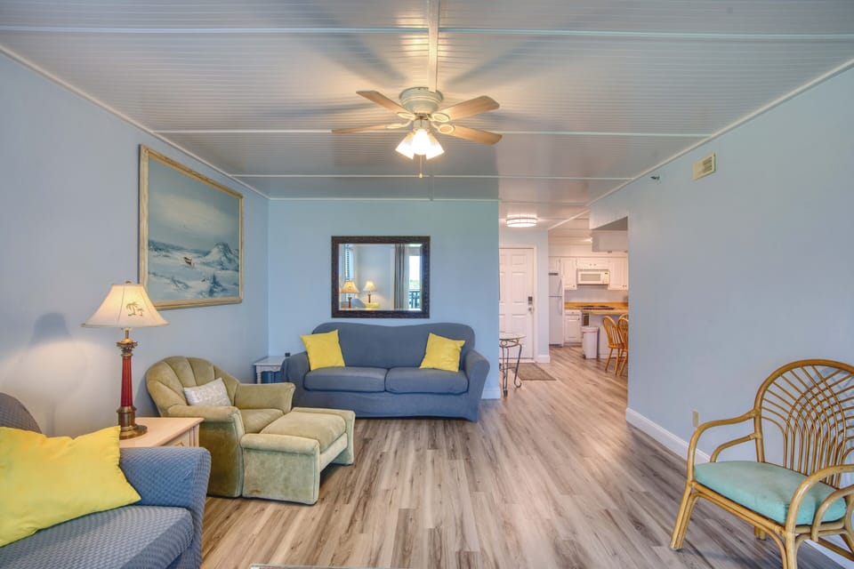Large open family room 