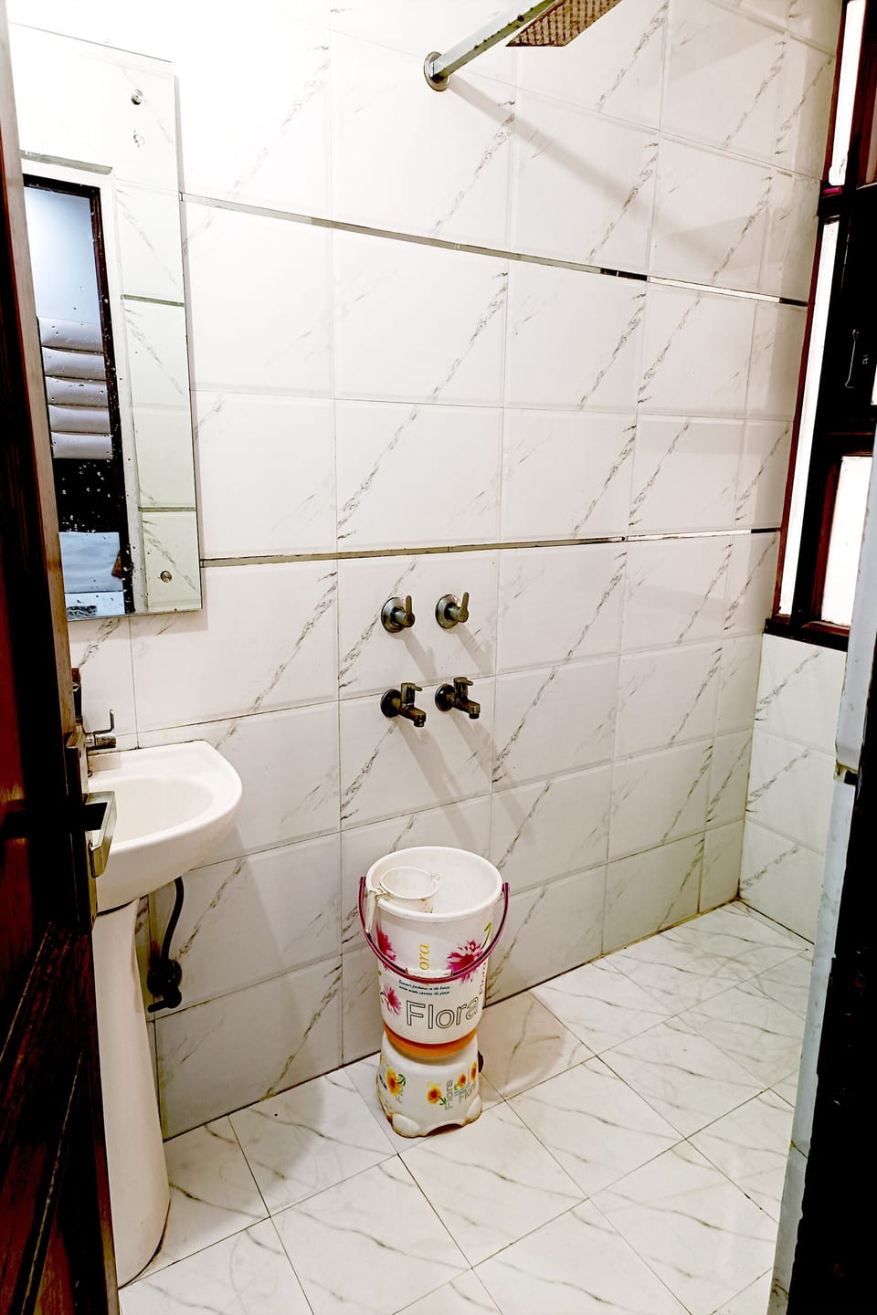 Hotel Crystal Deluxe at New Delhi Railway Station Hotel in New Delhi
