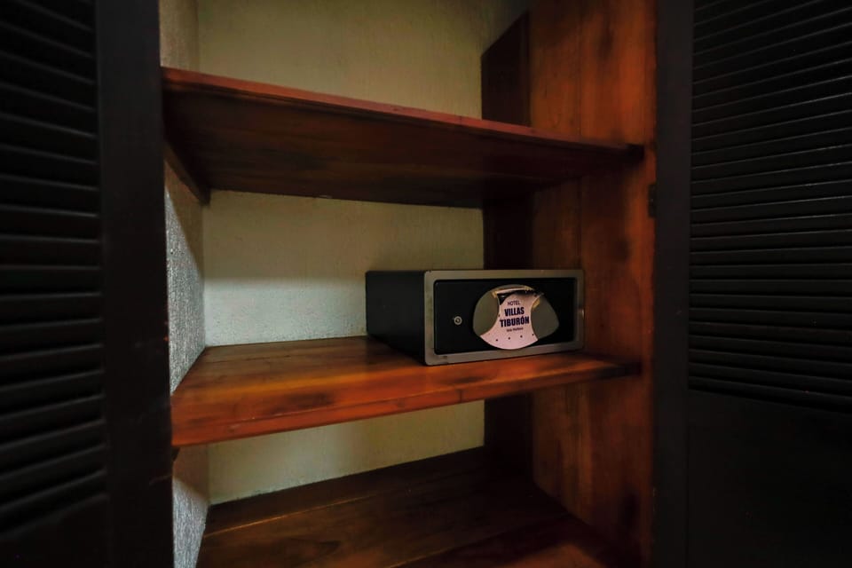 Superior Room, Garden View | Free WiFi, bed sheets