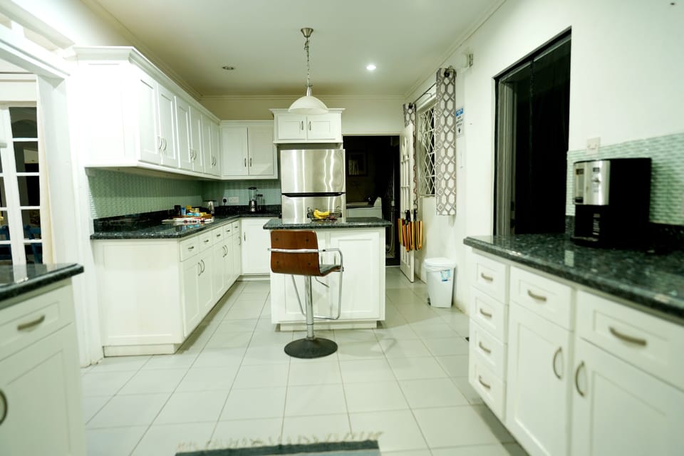 Large kitchen; coffee bar, breakfast bar, ample  prepping  area