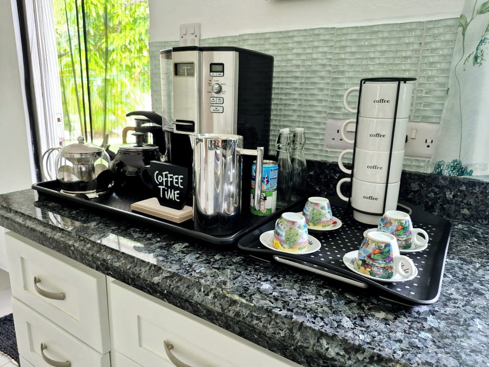 Coffee & tea bar 