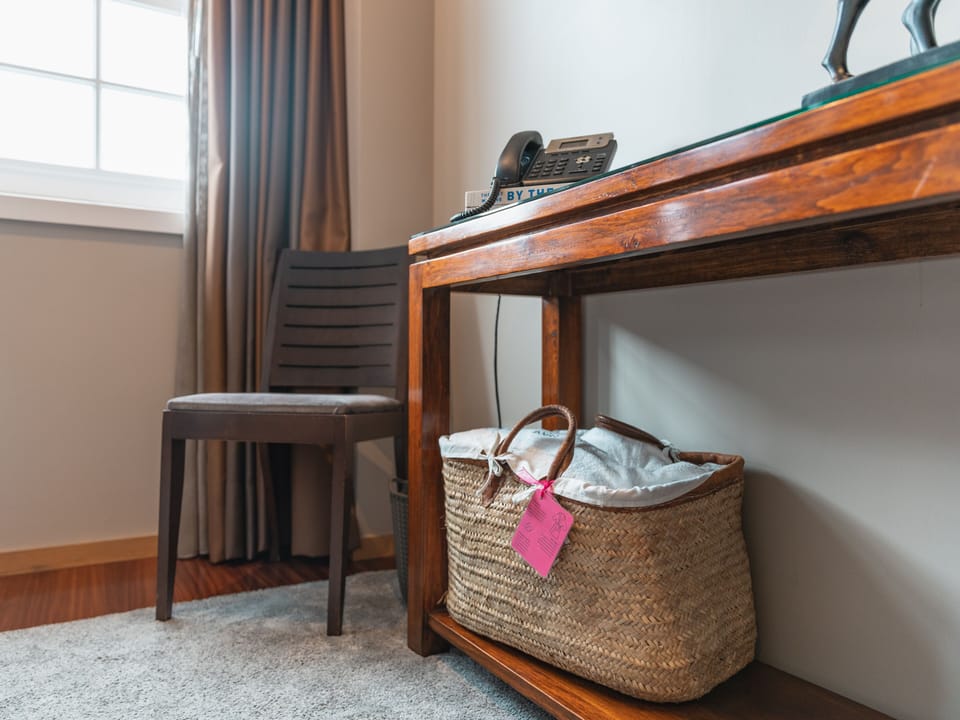 Double Room, 1 Queen Bed, River View (Room 302) | In-room safe, blackout drapes, soundproofing, free WiFi