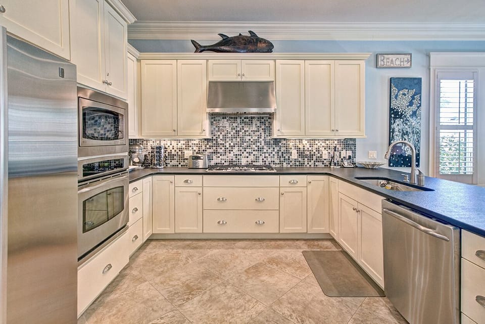 This fabulous kitchen is stocked with everything you need!